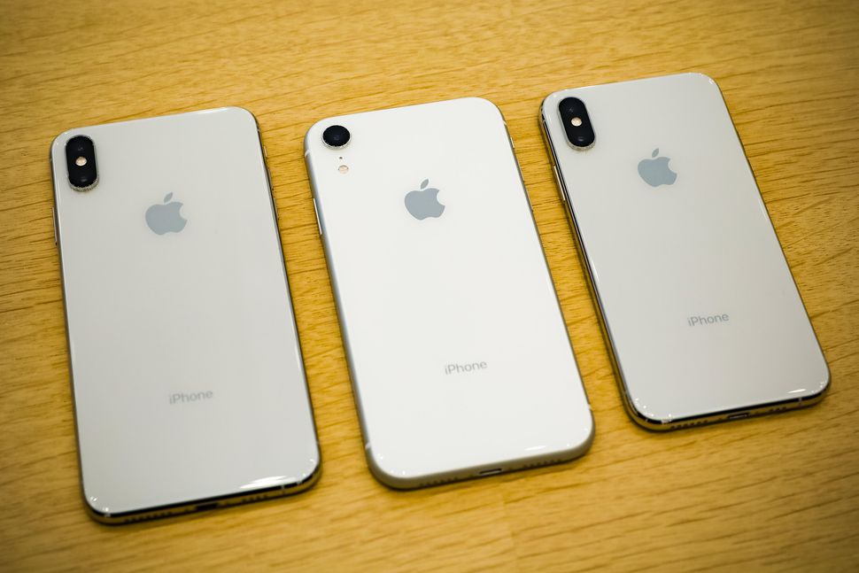 apple-event-091218-compare-iphone-xr-iphone-xs-iphone-xs-max-0876