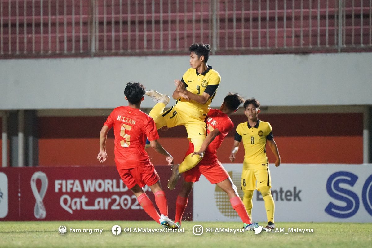 Malaysia B-16